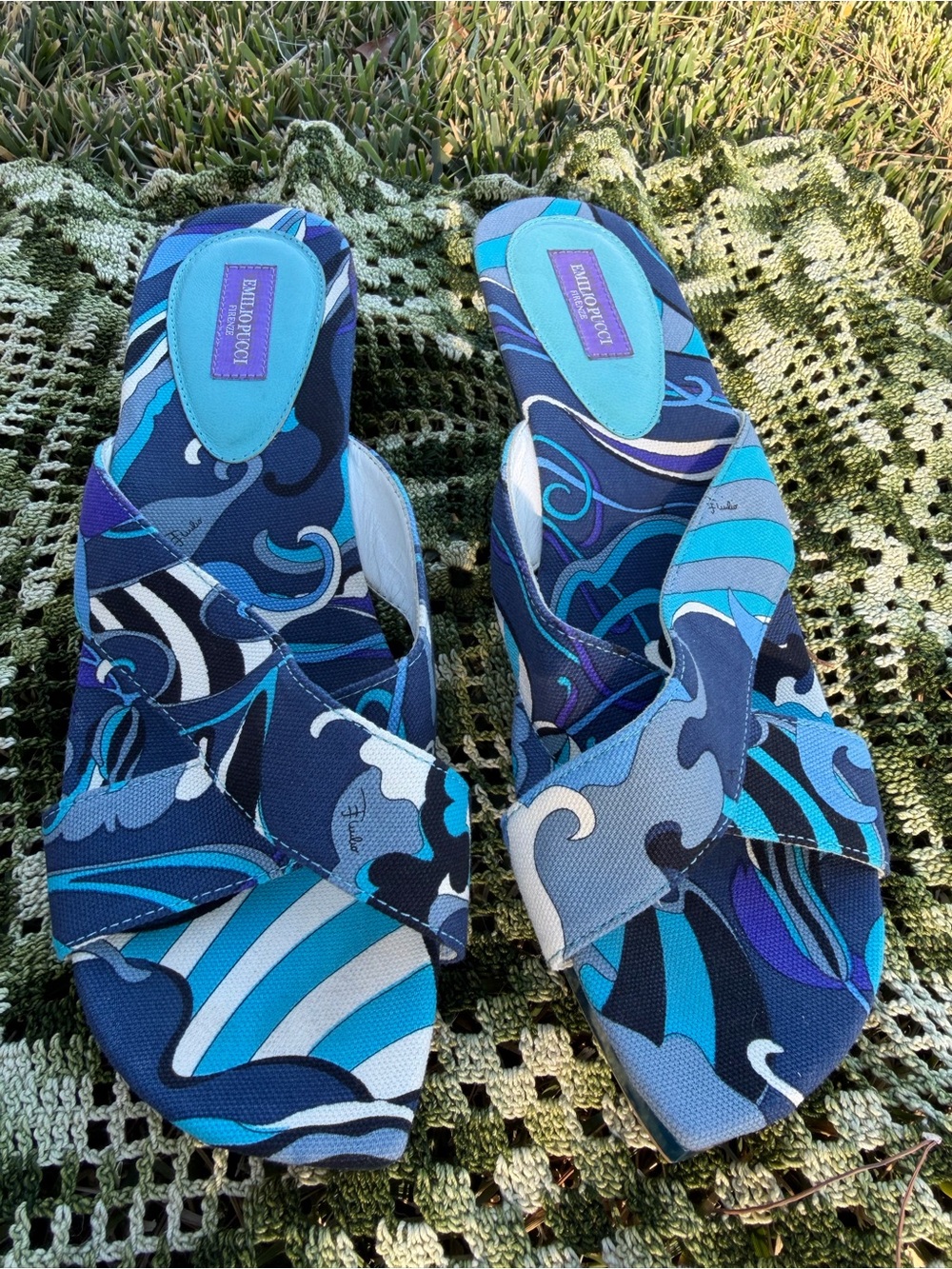Emilio Pucci Blue Kitten Heels